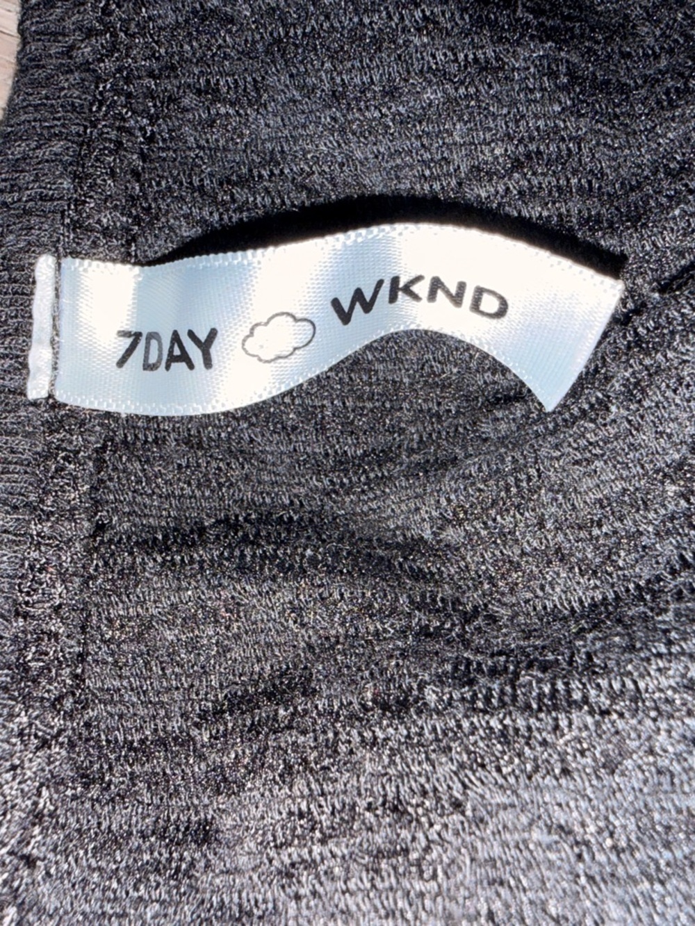 Black Textured Halter Tie-Front Top - Picture 3 of 3